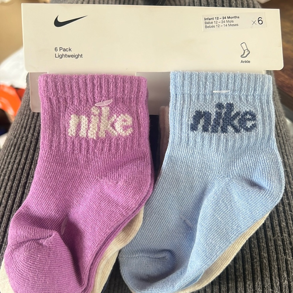 Brand new Nike baby socks size 12-24 months